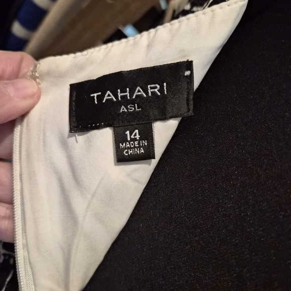 TAHARI Fringe Dress - Picture 16 of 16